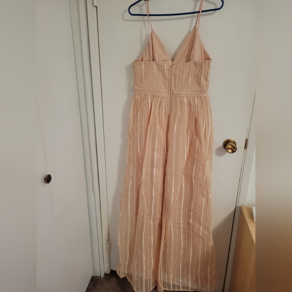 Pink Blush gown - Picture 3 of 4